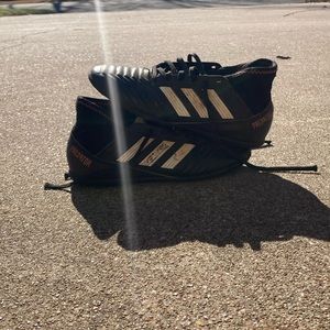 Adidas predator soccer indoor shoes
